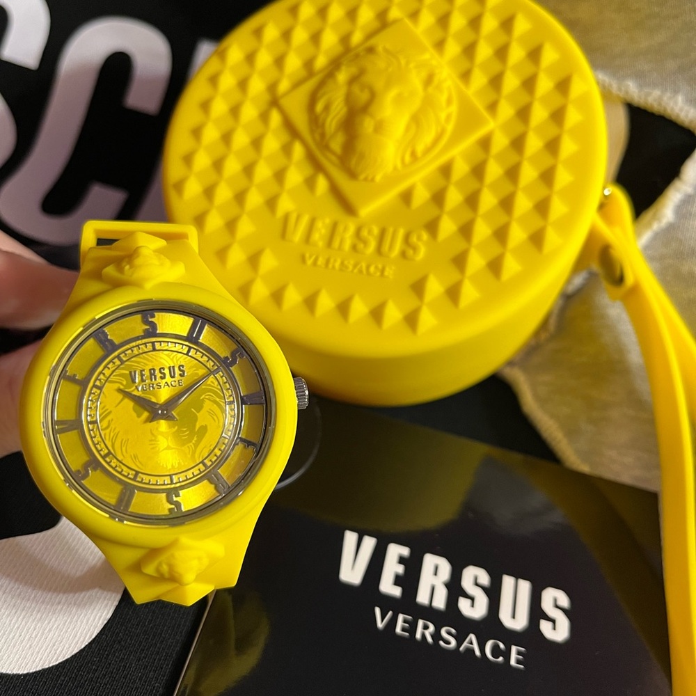 VERSUS VERSACE Yellow Silicone 39mm Strap Watch Vibrant Timepiece BNIB $150